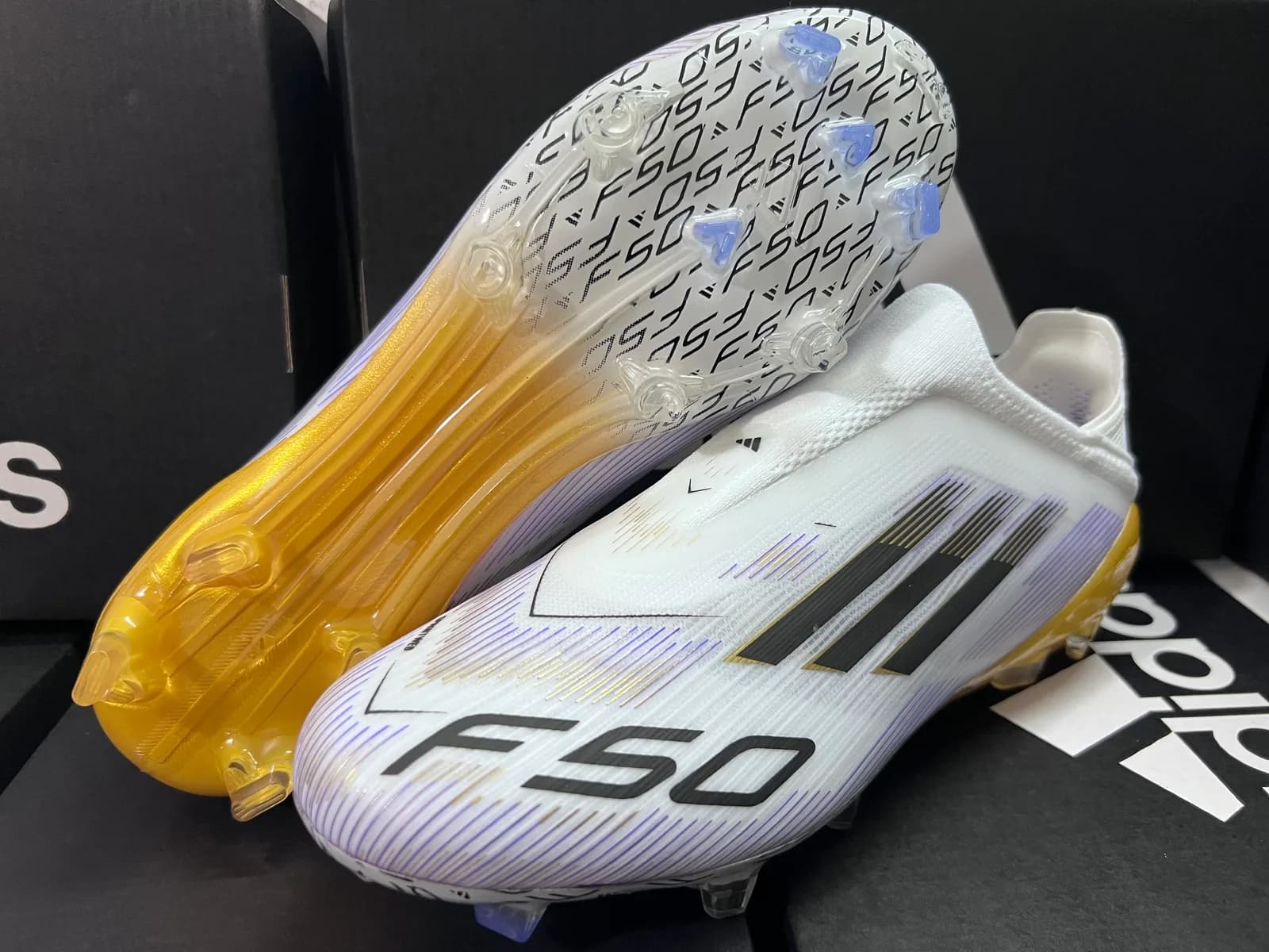adidas F50 ELITE Laceless FG 50